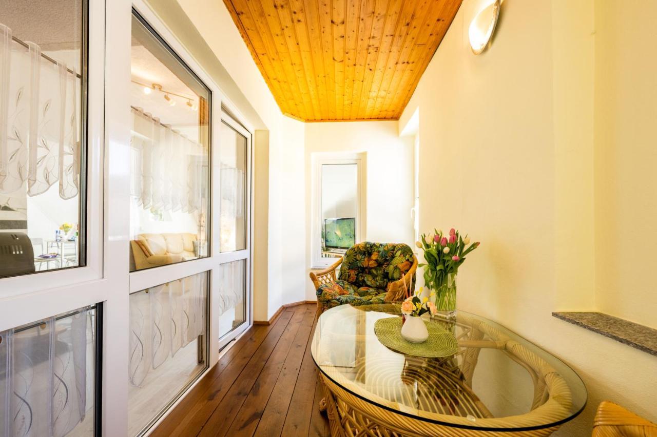 Waldblickwohnung Mit Schoener Terrasse Und Kamin Зебниц Экстерьер фото
